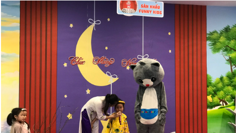 Sắc đào rực thắm tại Hội Hoa Xuân