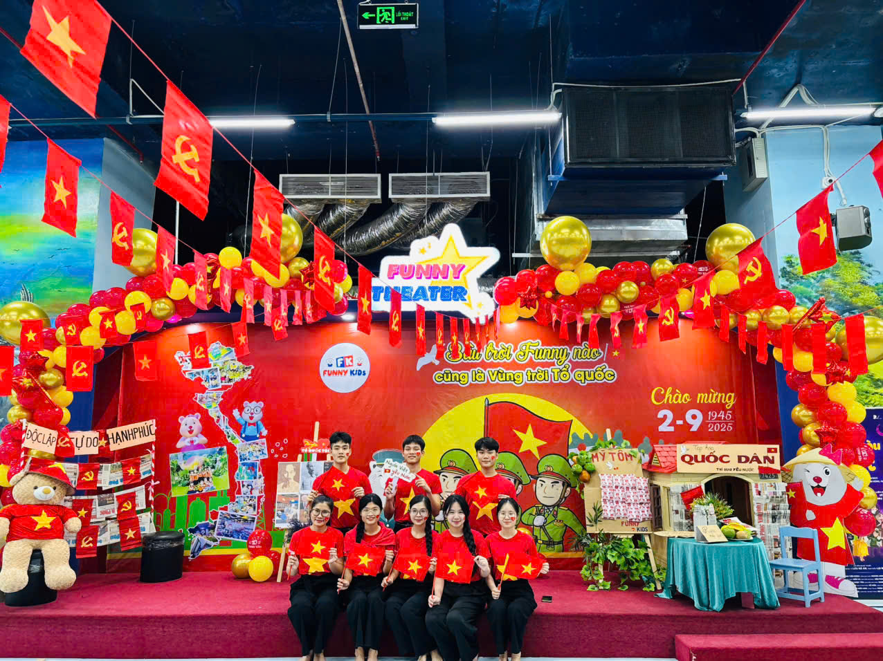 Hệ thống Funny Kids trên toàn quốc được trang hoàng rực rỡ trước thềm Tết Độc Lập