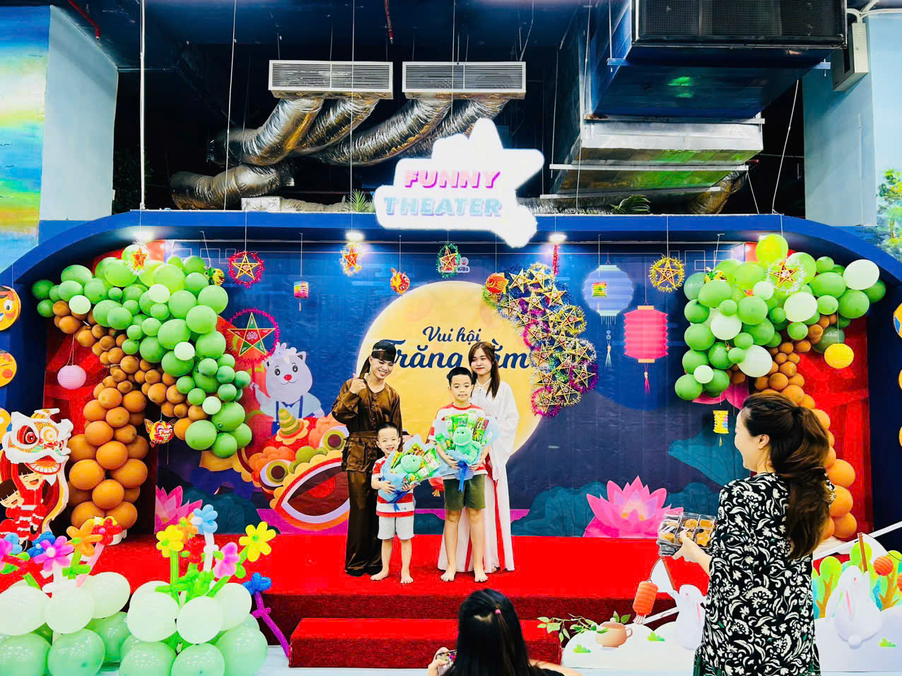 Trung thu - Chuyến "du hành mặt trăng" đáng nhớ